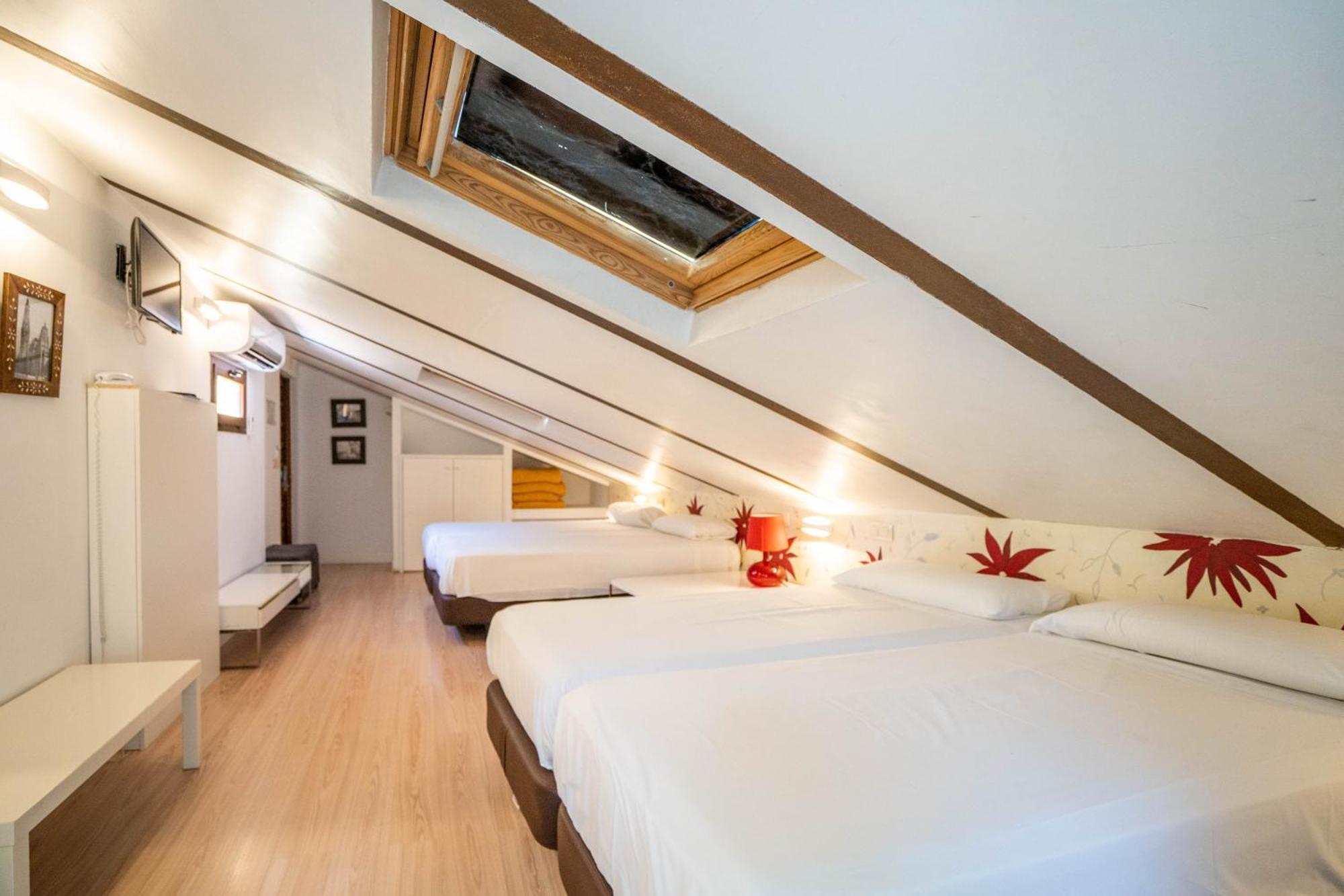 Double Room two Extra Beds